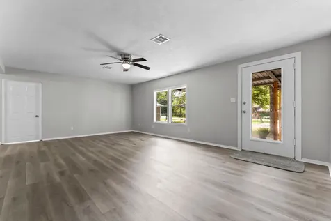 601 Dogwood Trail Conroe TX 77316