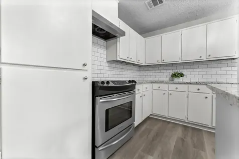 601 Dogwood Trail Conroe TX 77316