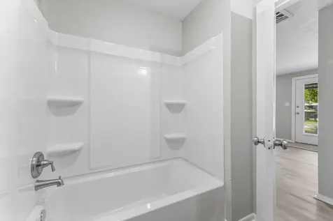 601 Dogwood Trail Conroe TX 77316