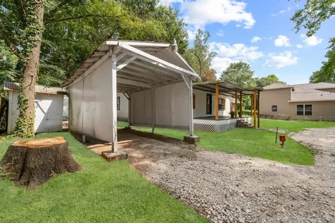 601 Dogwood Trail Conroe TX 77316