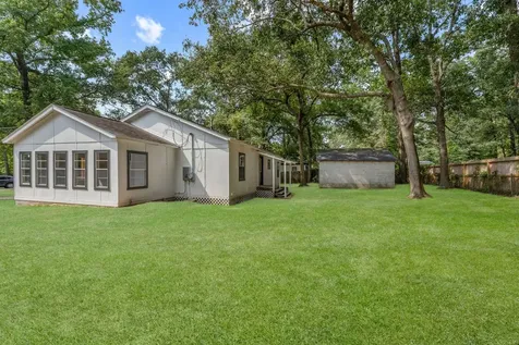 601 Dogwood Trail Conroe TX 77316