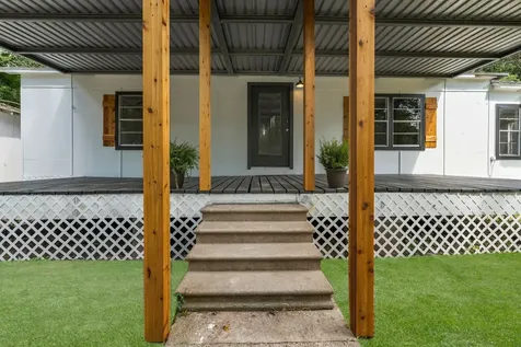 601 Dogwood Trail Conroe TX 77316
