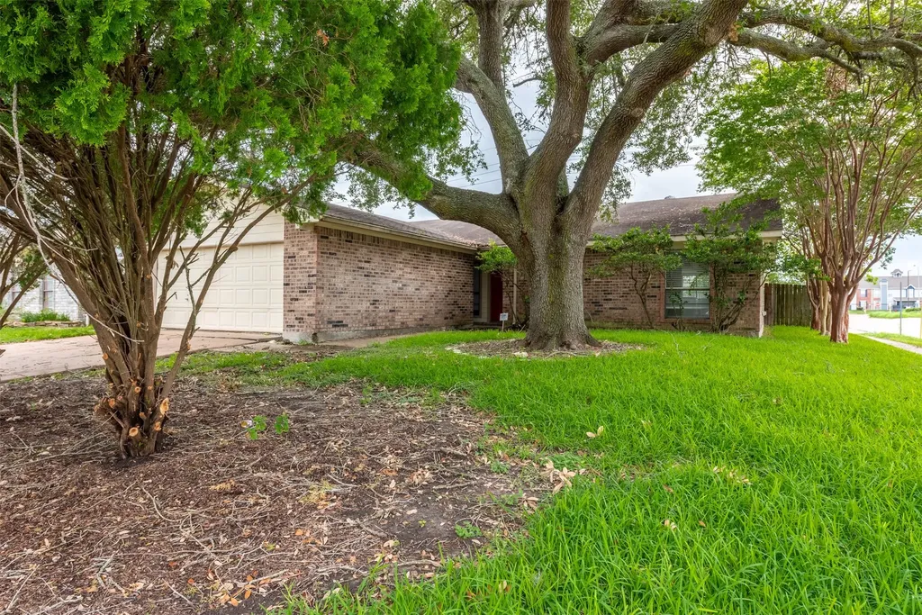 15702 Mendocino Drive Houston TX 77051