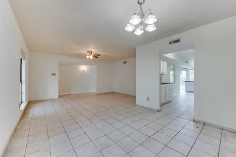15702 Mendocino Drive Houston TX 77051