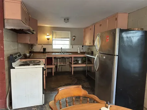 257 County Road 2142c Cleveland TX 77327