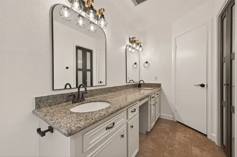 5347 Lincoln Green Drive Katy TX 77493
