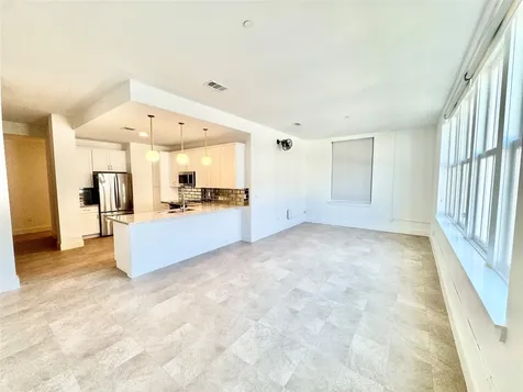 2102 Mechanic Street 206 Galveston TX 77550