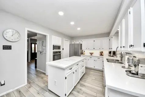 3210 Deer Creek Drive Sugar Land TX 77478