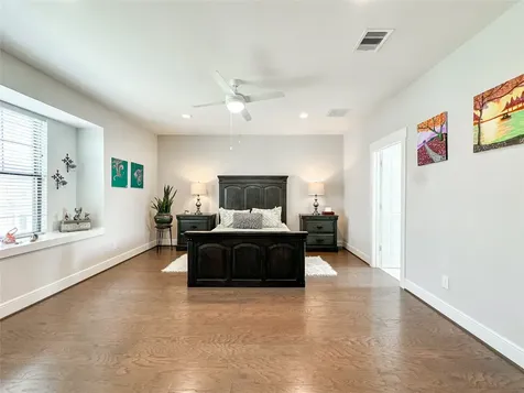 1104 Pearl Wood Drive Houston TX 77008