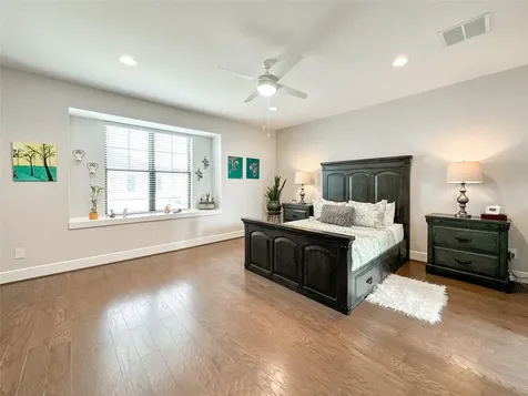 1104 Pearl Wood Drive Houston TX 77008