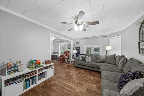 3027 Poppy Street Needville TX 77461