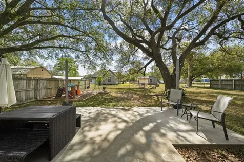 3027 Poppy Street Needville TX 77461