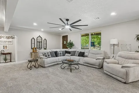 21751 Cherry Street New Caney TX 77357