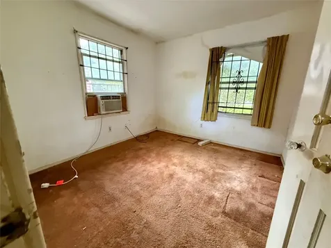 5123 Willow Glen Drive Houston TX 77033