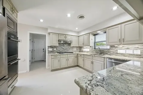 9926 Cliffwood Drive Houston TX 77096