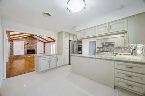 9926 Cliffwood Drive Houston TX 77096