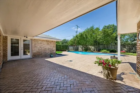 9926 Cliffwood Drive Houston TX 77096