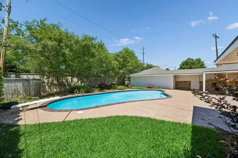 9926 Cliffwood Drive Houston TX 77096