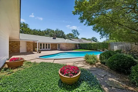 9926 Cliffwood Drive Houston TX 77096