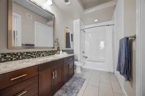 3201 Esperanza Crossing 233 Austin TX 78758