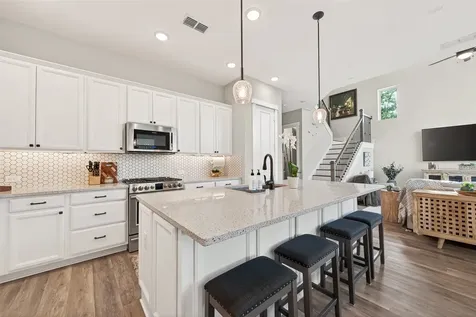 2506 Turnbull Drive Houston TX 77008