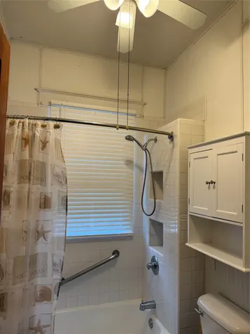 3705 Avenue Q 1/2 Galveston TX 77550