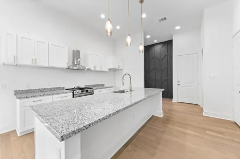 4710 Gunter Street Houston TX 77020