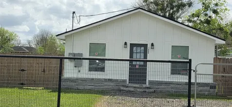 1800 Sanford Street Navasota TX 77868