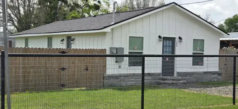 1800 Sanford Street Navasota TX 77868