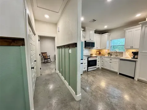 133 Ellis Lane West Columbia TX 77486