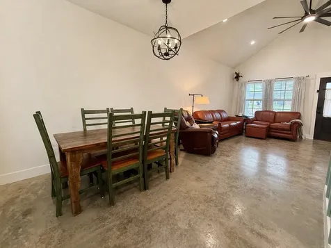 133 Ellis Lane West Columbia TX 77486