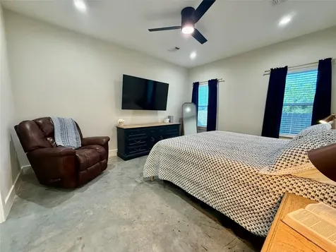133 Ellis Lane West Columbia TX 77486