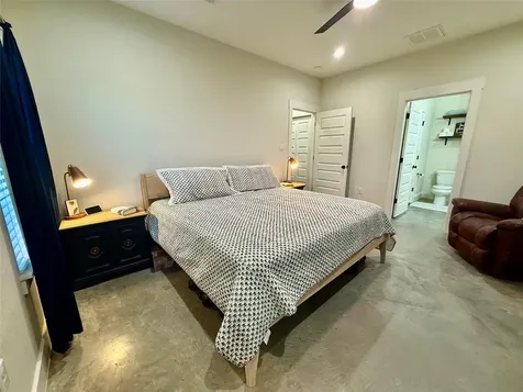 133 Ellis Lane West Columbia TX 77486
