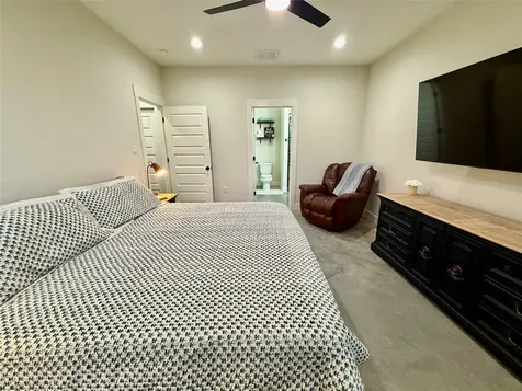 133 Ellis Lane West Columbia TX 77486