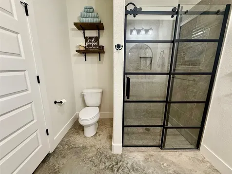 133 Ellis Lane West Columbia TX 77486