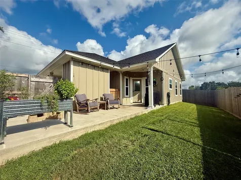 133 Ellis Lane West Columbia TX 77486