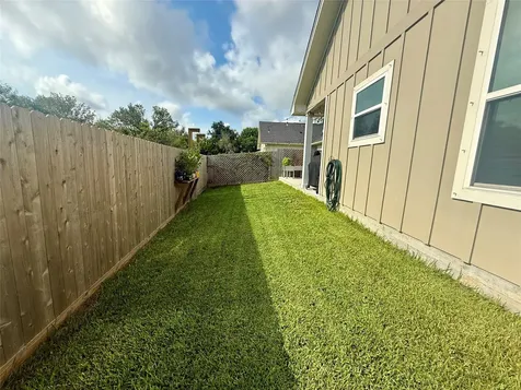 133 Ellis Lane West Columbia TX 77486