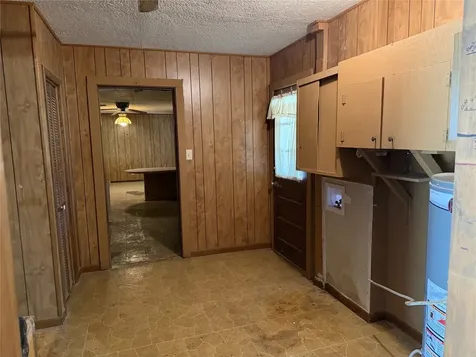 1532 Sunny Acres Winnie TX 77665