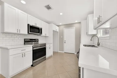 7646 Winkle Wood Lane Houston TX 77086