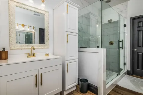 810 Hallmark Oak Street Seabrook TX 77586