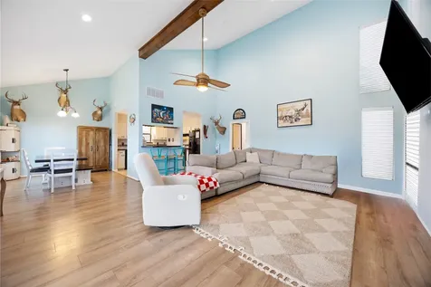 1114 Tiki Drive Tiki Island TX 77554