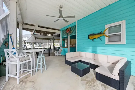 1114 Tiki Drive Tiki Island TX 77554
