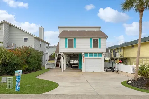 1114 Tiki Drive Tiki Island TX 77554
