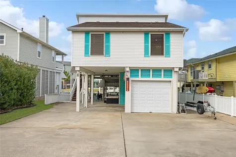 1114 Tiki Drive Tiki Island TX 77554