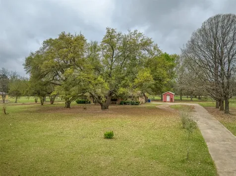 397 County Road 1500 Crockett TX 75835