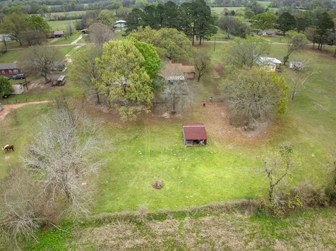 397 County Road 1500 Crockett TX 75835