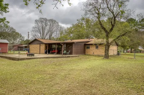 397 County Road 1500 Crockett TX 75835