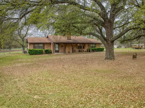 397 County Road 1500 Crockett TX 75835