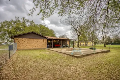 397 County Road 1500 Crockett TX 75835