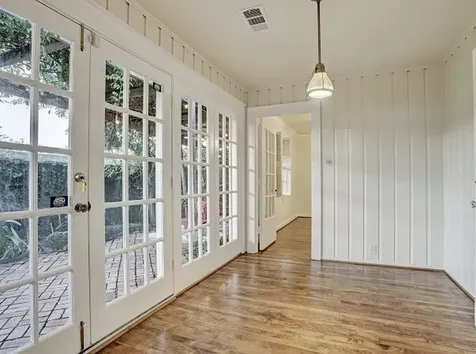1652 Vassar Street Houston TX 77006
